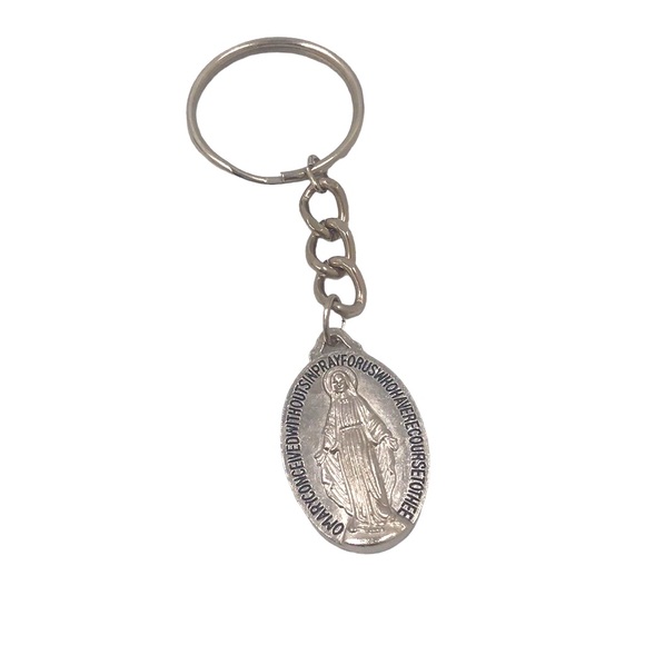 Silver Metal Tone Religious Virgin Mary Oval Keychain - Picture 1 of 4